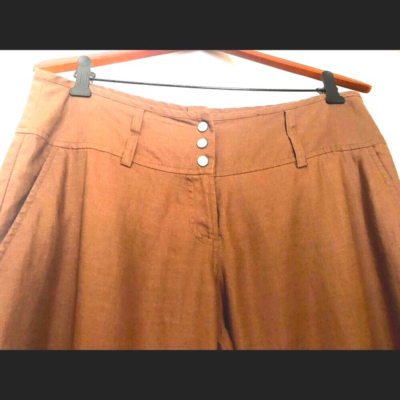 VACATION PANTS.100% linen European pants with wide pant legs. Great fit &quality - Picture 4 of 6